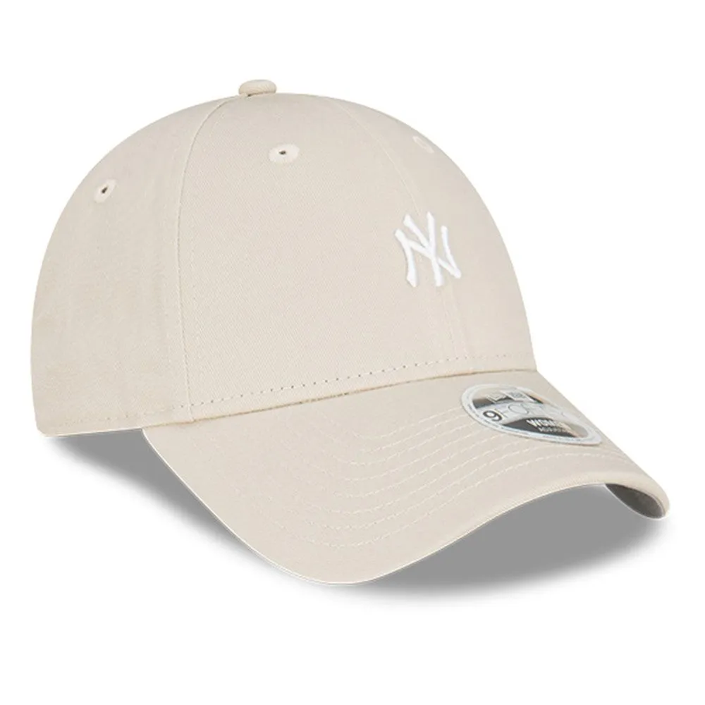 Gorra New Era Mujer New York Yankees Micro Stone 9FORTY Beige