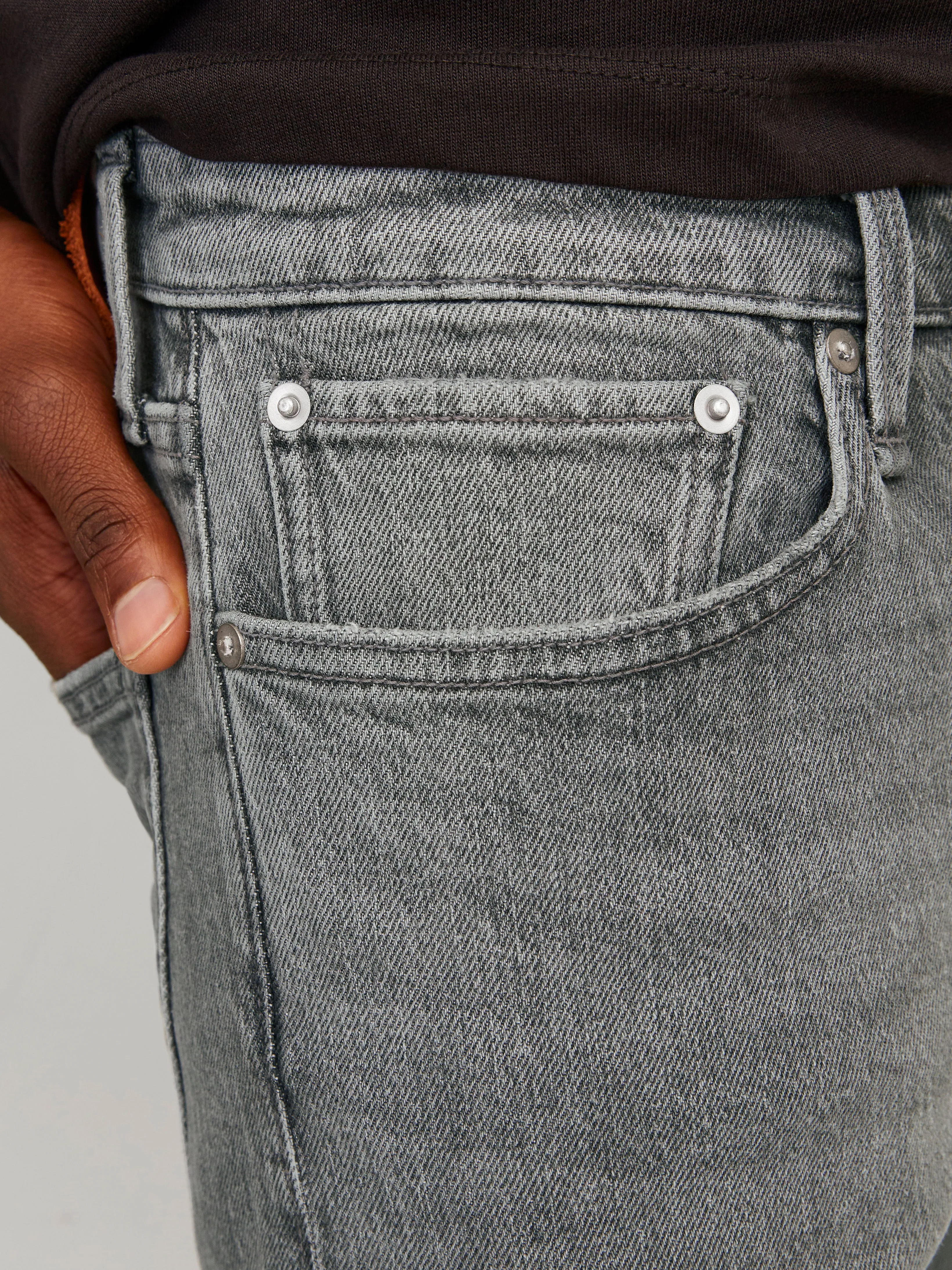 JJIERIK JJCOOPER SBD 512 W/O BREAKS Vaqueros de corte tapered | Gris intermedio | Jack & Jones®