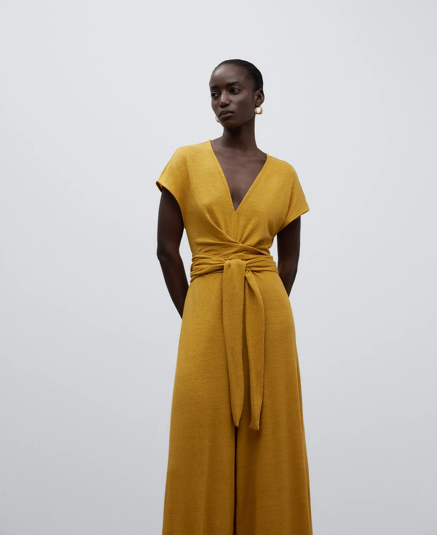 Mustard long jumpsuit woman