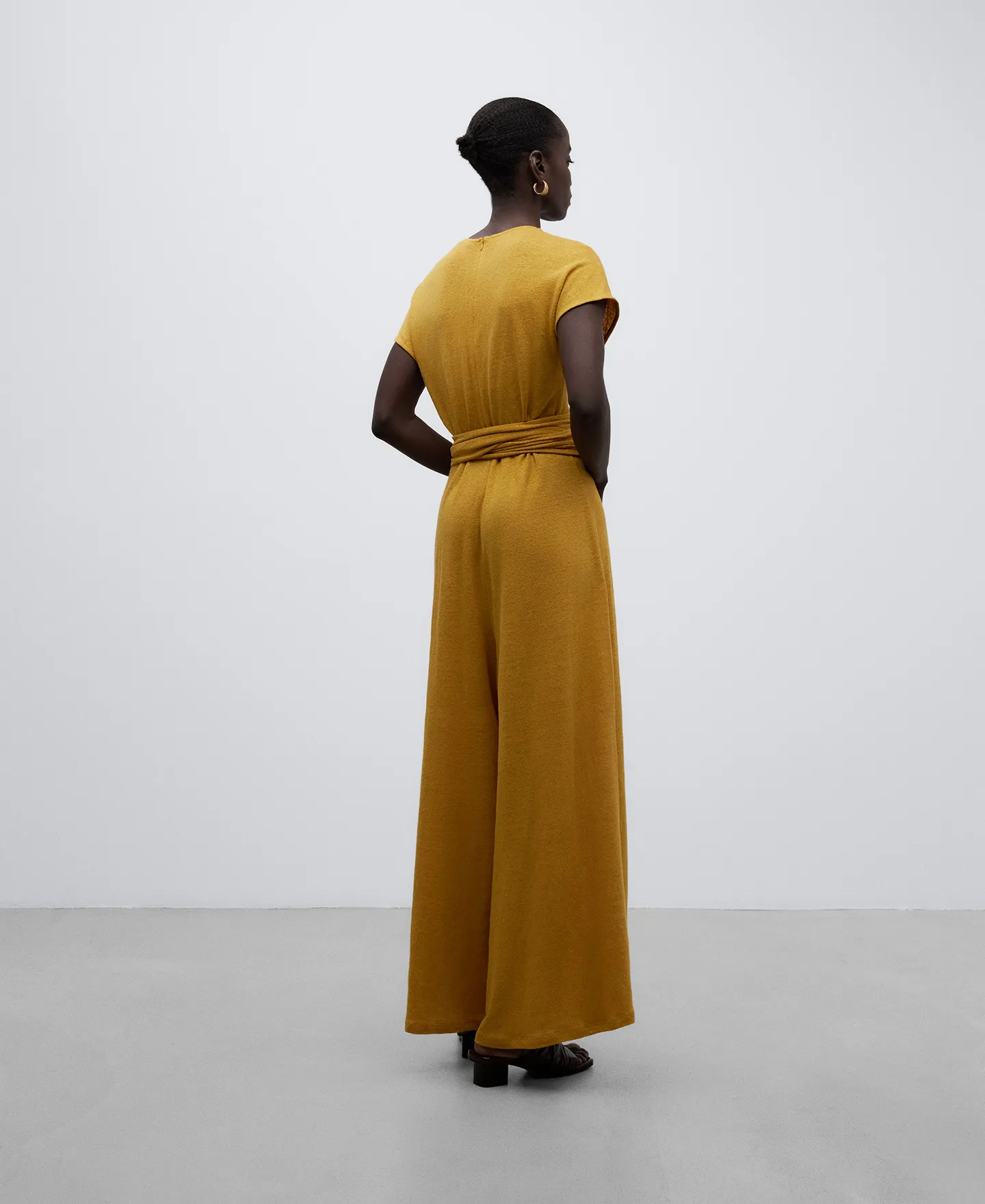 Mustard long jumpsuit woman