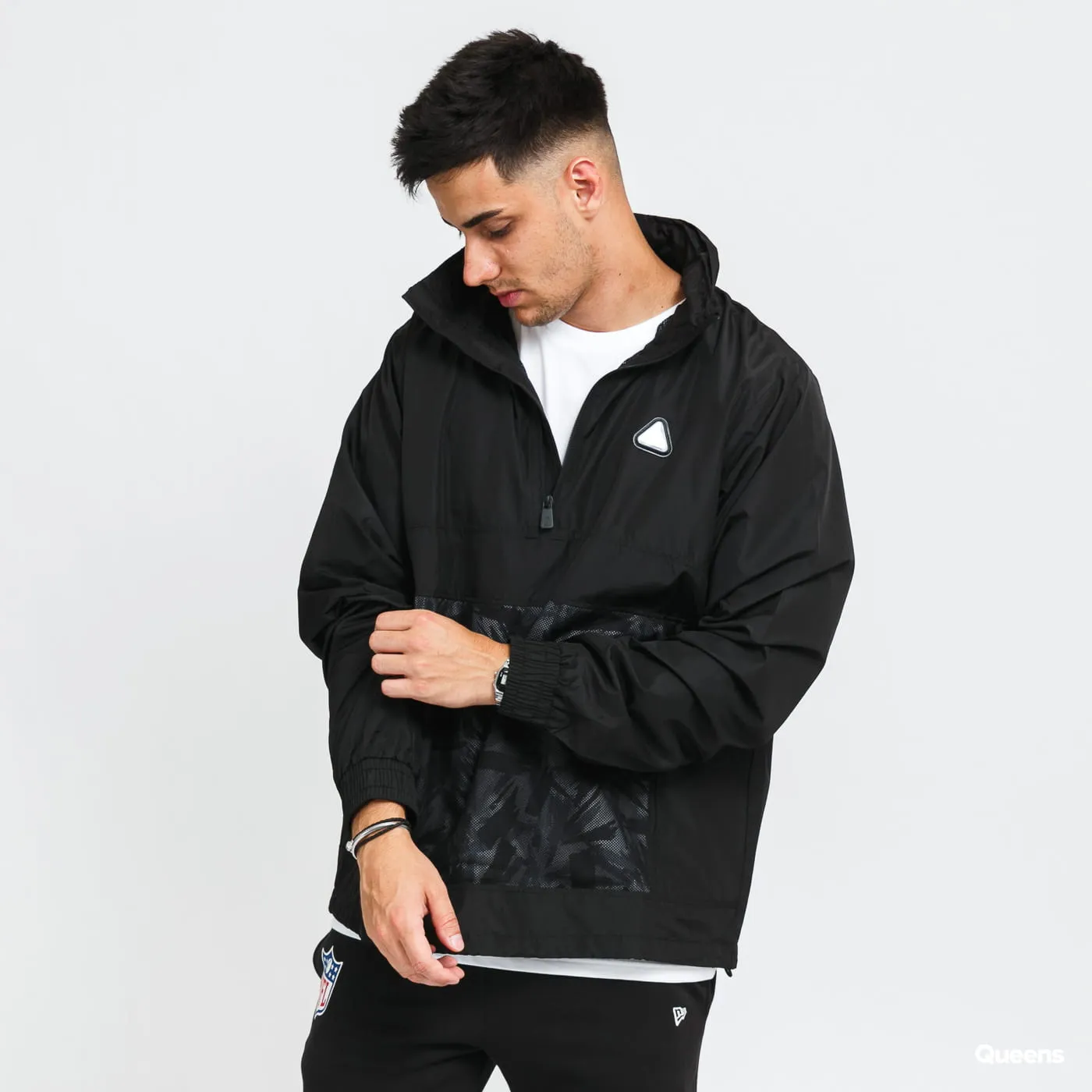 New Era Contemporary Cargo Windbreaker