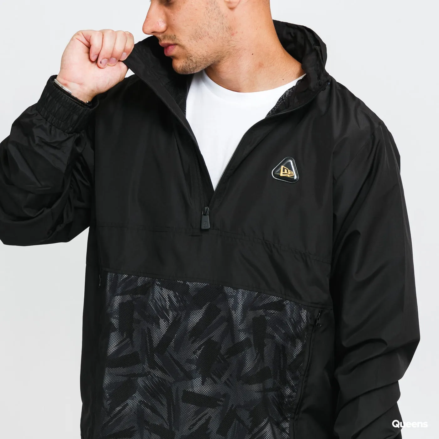 New Era Contemporary Cargo Windbreaker