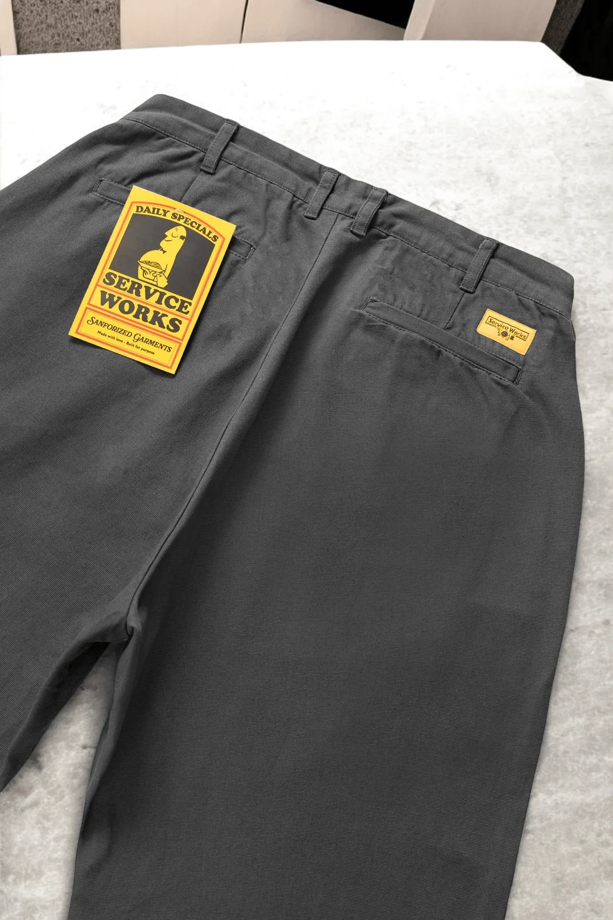 Service Works – Pantalones Part timer grey