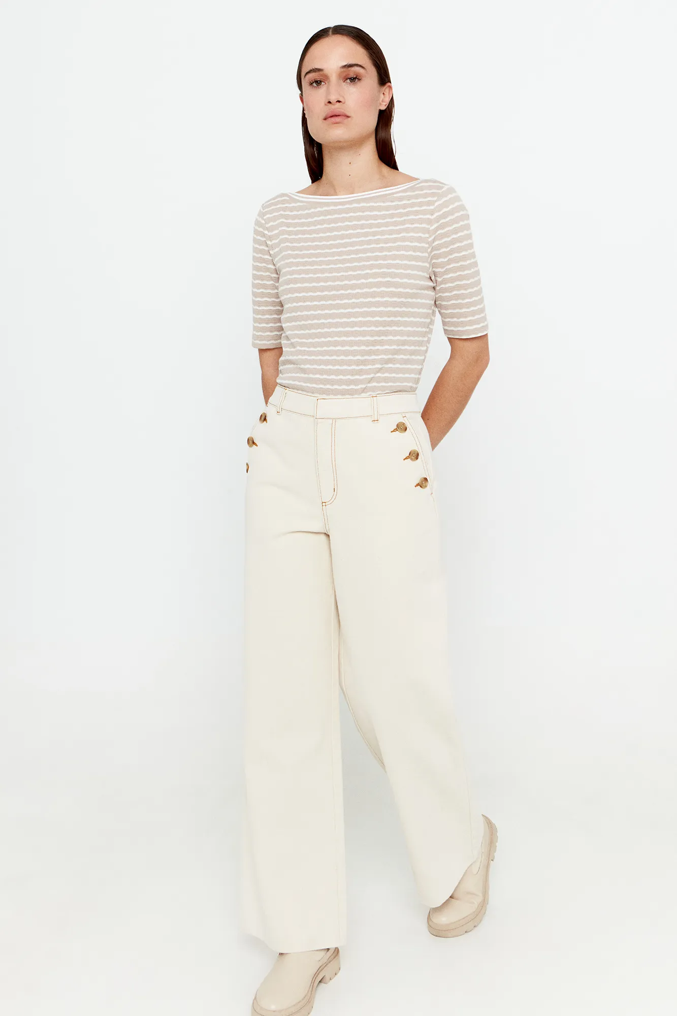 Vero Moda Pantalones detalles de botones